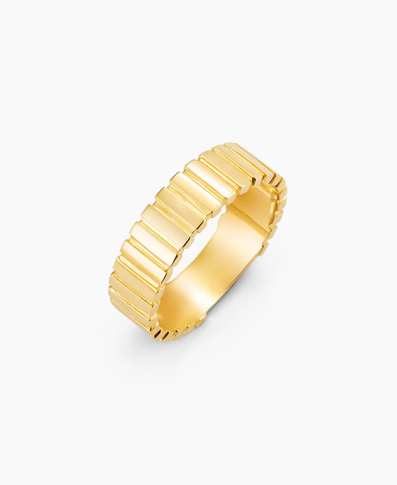 Gold Ribbed Ring